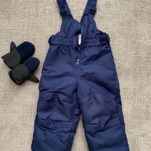Cat & Jack snow bib overalls & Thinsulate mittens